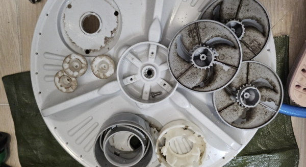 대구세탁기청소 - 세탁기 완전분해 청소 현장 사진